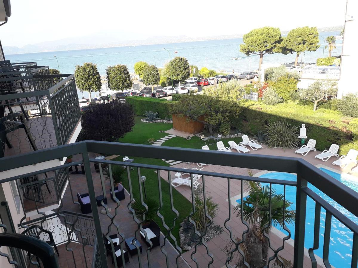 Hotel Fornaci 페스키에라델가르다 외부 사진